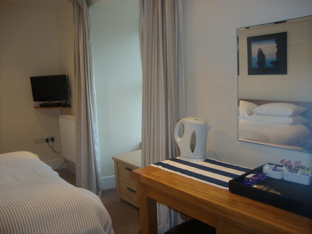 Hotel Gwesty'R Webley Cardigan Pokoj fotografie