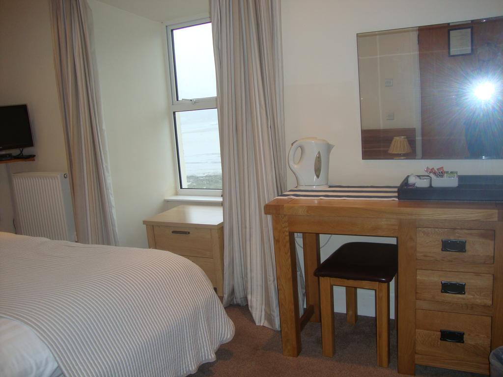 Hotel Gwesty'R Webley Cardigan Pokoj fotografie
