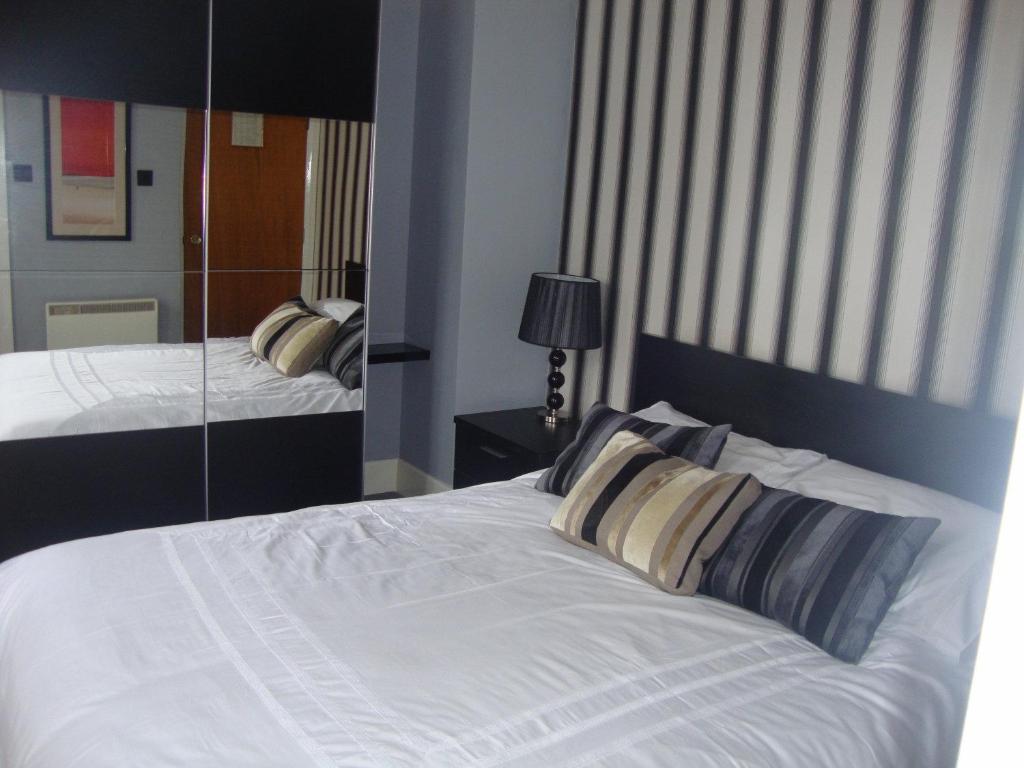 Hotel Gwesty'R Webley Cardigan Pokoj fotografie